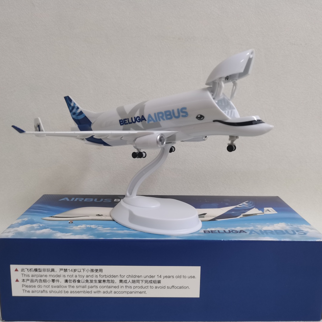Modelo de Aeronave em Escala d - Model Airplane Plastic avaliação e preço